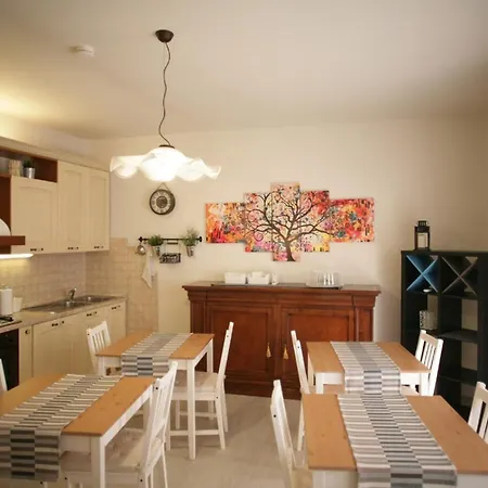 Bed & Breakfast Melograno 3*